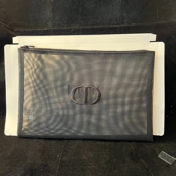 Christian Dior Mesh Beauty Pouch with box NWT - Picture 1 of 3